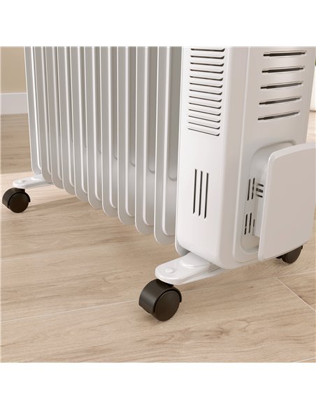 HOMCOM 2.5kW 11 Fin Oil-Filled Radiator - White 820-413V72WT - pic 108844 | FastDaddyshop