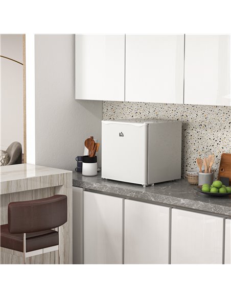HOMCOM 35L Mini Freezer, -24℃ to -14℃ Temperature - White 800-127V70WT - pic 110545 | FastDaddyshop