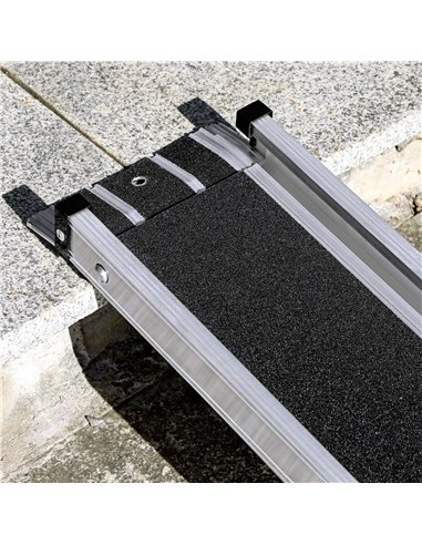 HOMCOM Set of Two 244cm Three-Level Aluminium Wheelchair Ramps 713-169V02BK