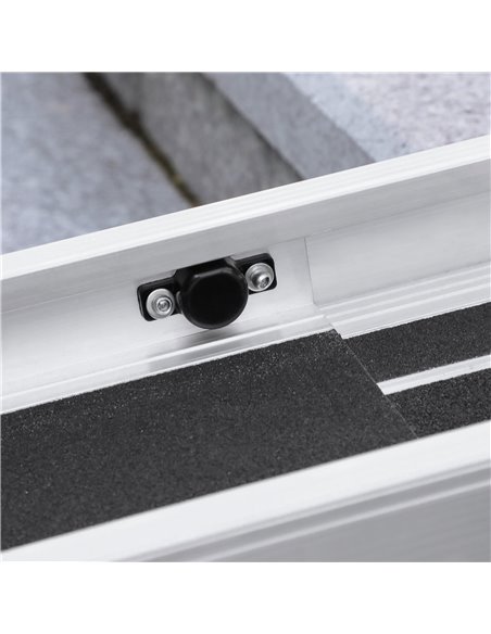 HOMCOM Set of Two 122cm Three-Level Aluminium Wheelchair Ramps 713-169V00BK - pic 111445 | FastDaddyshop