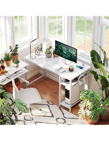 HOMCOM Computer Desk, with Power Sockets - White