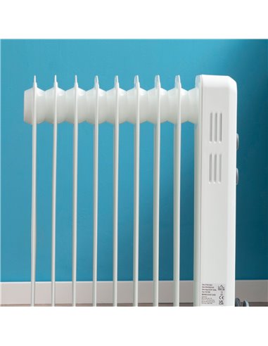 Homcom 2180W Oil Filled Radiator with 9 Fins, Timer, Thermostat Control