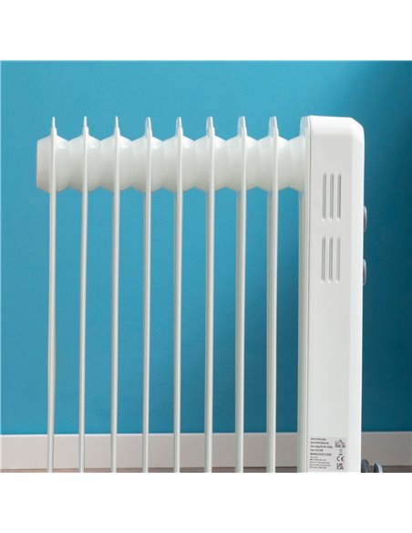 Homcom 2180W Oil Filled Radiator with 9 Fins, Timer, Thermostat Control - pic 16762 | FastDaddyshop