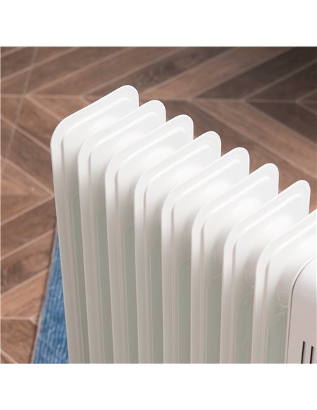 Homcom 2180W Oil Filled Radiator with 9 Fins, Timer, Thermostat Control - pic 16763 | FastDaddyshop