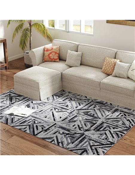 HOMCOM Modern Area Rug, Triangle Pattern Non-Slip Washable Rug, Chenille Floor Carpet for Living Room, Bedroom, Dining Room, Hom - pic 173137 | FastDaddyshop