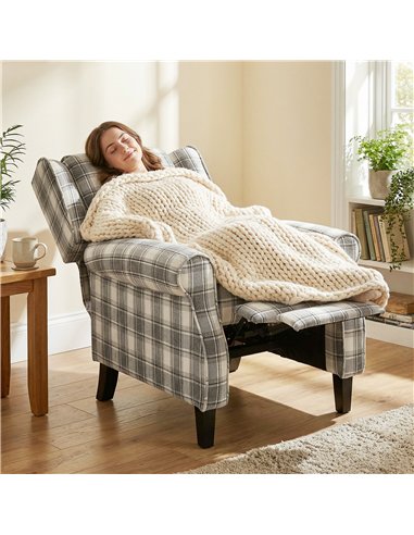 HOMCOM 160° Reclining Armchair, with Footrest - Grey and White