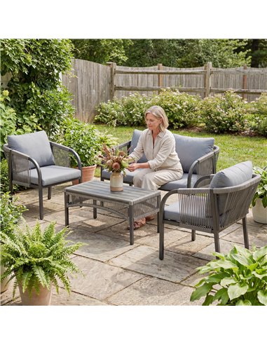 Outsunny 4 Piece Rattan Garden Furniture Set with Loveseat, Armchairs, Table, Steel Frame Wicker Patio Conversation Set, Grey