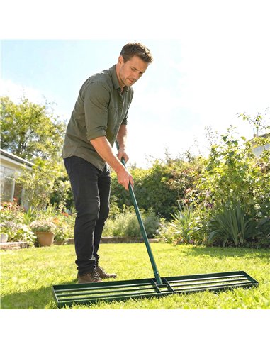 Outsunny Lawn Levelling Rake, 113 x 26 cm Lawn Leveller Lute with 169 cm Handle for Grass Soil Sand Yard Golf Course