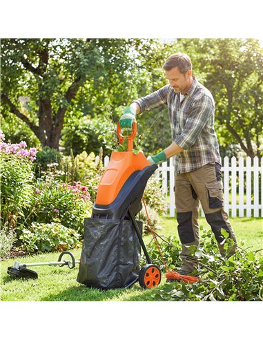 Outsunny 2500W Electric Wood Chipper, Corded Wood Mulcher Shredder with 45L Collection Bag, 4300RPM, 44mm Cutting Diameter