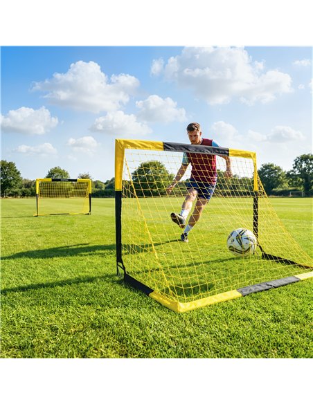 SPORTNOW Set of 2 Pop Up Football Goal, Portable Folding Football Net with Carry Bag, 8 U-Shaped Ground Stakes, Fibreglass Pole - pic 213134 | FastDaddyshop