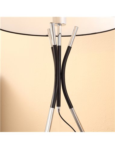 HOMCOM Modern Tripod Floor Lamp with E27 Base, Black B31-370V70