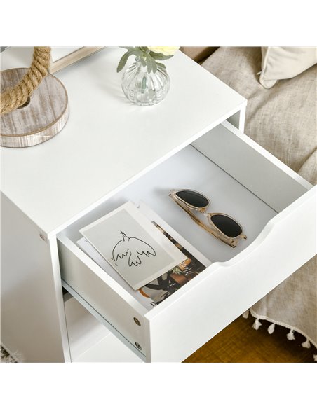 HOMCOM Bedroom Chest of Drawers, 3-Drawer Storage Unit with Wood Legs and Cut-out Handles, White 831-594V00WT - pic 34427 | FastDaddyshop