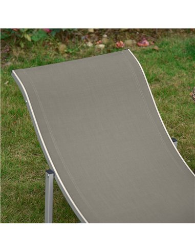 Outsunny Set of 2 S-shaped Foldable Lounge Chair Sun Lounger Reclining Outdoor Chair for Patio Beach Garden Light Grey 84B-540GY