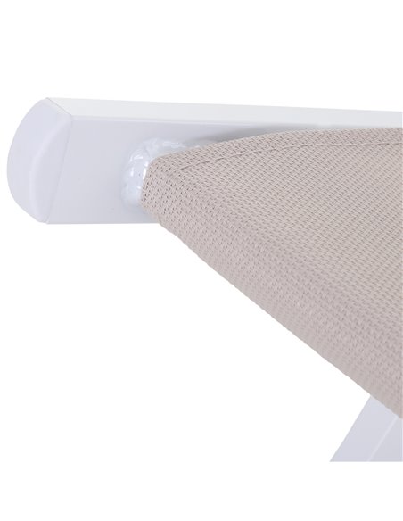 Outsunny Set of 2 Folding Garden Beach Deck Chairs Deckchairs Seaside Folding Garden Patio Lounger, White 84B-342WT - pic 46307 | FastDaddyshop
