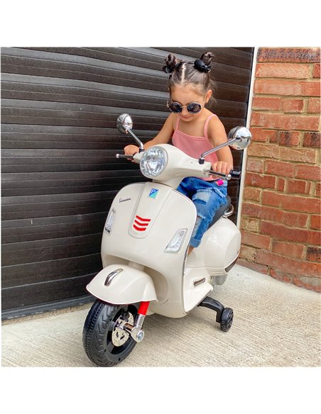 Vespa Kids Ride On Motorcycle, 6V, W/LED Lights - White - HOMCOM - pic 5579 | FastDaddyshop