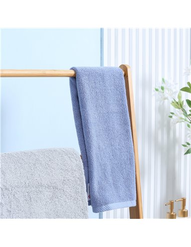 Kleankin Bamboo Towel Stand Freestanding with 3 Rails & 3 Shelves, Foldable Towel Holder for Bathroom, Space-Efficient 850-244V0