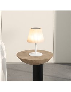 Outsunny Outdoor Solar Table Lamp, Cordless LED Desk Lamp, White B31-470V00WT 2