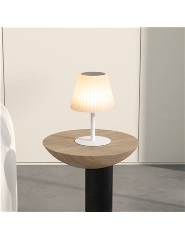 Outsunny Outdoor Solar Table Lamp, Cordless LED Desk Lamp with Rechargeable Battery, Dimming Brightness, USB, Auto On/Off B31-47