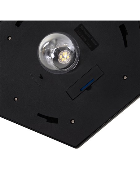 Outsunny 1.77m Tall Free-Standing ABS Garden Solar LED Lamp Post Black B30-006 - pic 66145 | FastDaddyshop