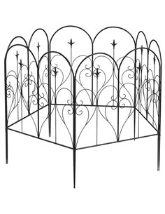 Outsunny Metal Garden Fence Panels, Decorative Outdoor Picket, Heart-shaped Scrollwork, Set of 5, Black 844-796V00BK