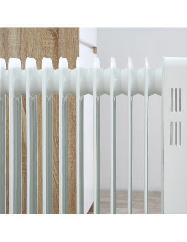 HOMCOM 2720W Oil Filled Radiator, Portable Electric Heater w/ 3 Heat Settings, Adjustable Thermostat, Safe Power-Off, 11 Fins 82