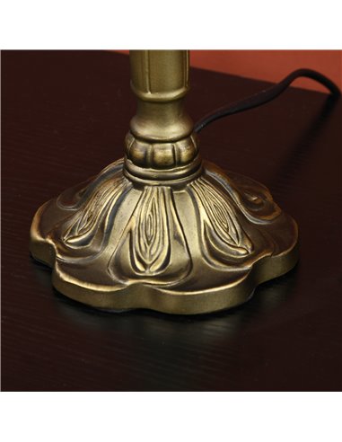 HOMCOM Handmade Stained Glass Bedroom Table Lamp, Antique Bedside Light for Bedroom, Living Room, Home, Decorative Night Light, 