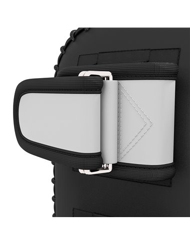 SPORTNOW Kick Shield for Martial Arts Training, Thick Padding, for Muay Thai, Karate, Taekwondo, Kickboxing, Black A91-312V01BK