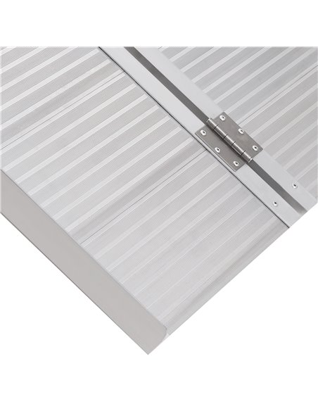 HOMCOM 3ft Folding Aluminum Wheelchair Ramp, Scooter Portable Mobility Assist Suitcase Access Aid, 270kg Capacity, silver 713-02 - pic 90116 | FastDaddyshop