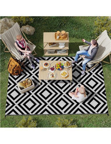 Outsunny Reversible Outdoor Mat, Plastic Straw Rug with Carry Bag & Ground Stakes, Black and White Rhombus, 182x274cm 844-637V01