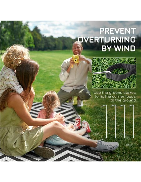 Outsunny Reversible Outdoor Mat, Plastic Straw Rug with Carry Bag & Ground Stakes, Black and White Rhombus, 182x274cm 844-637V01 - pic 98307 | FastDaddyshop
