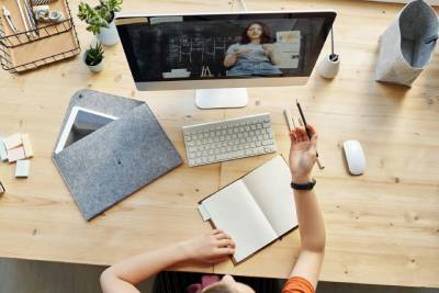 Study table for kids
